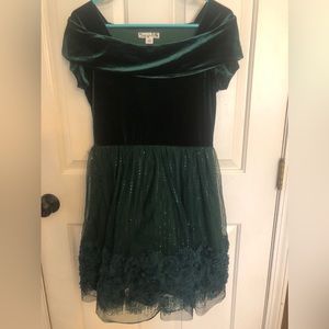 Girls Holiday/Winter dress